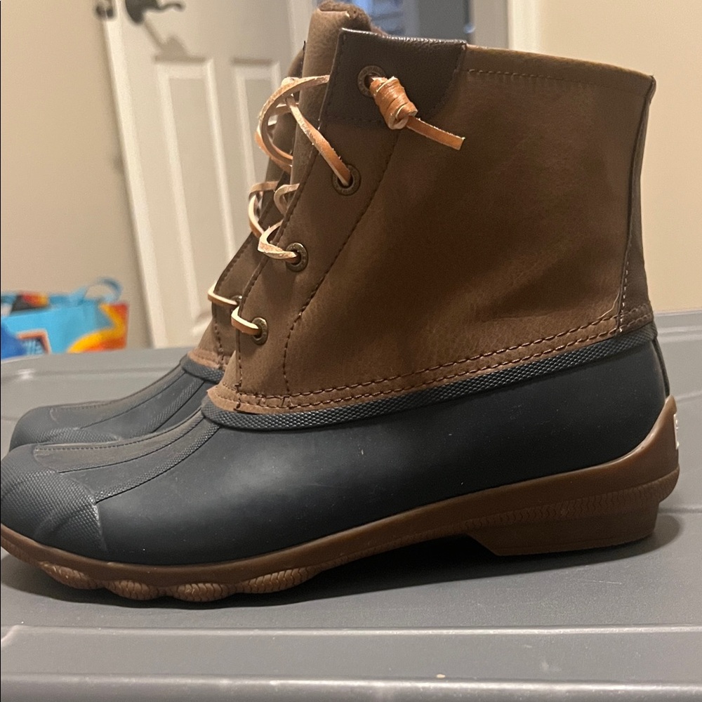 Sperry Two-Tone Waterproof Boots - Picture 3 of 9